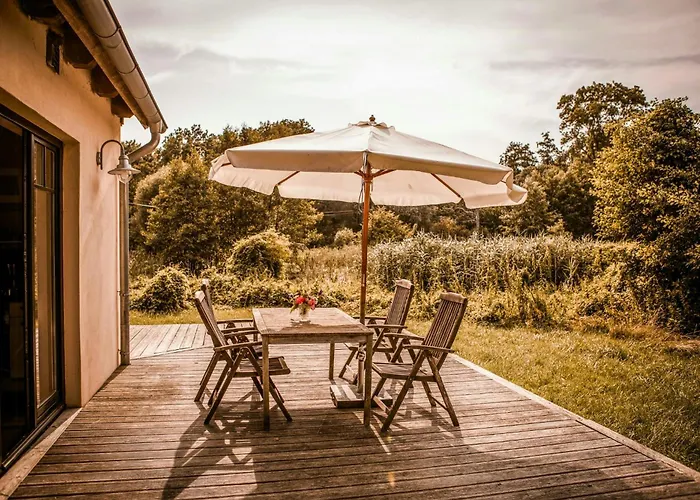 Historic Mill In Salvey Valley Nyaraló Gartz